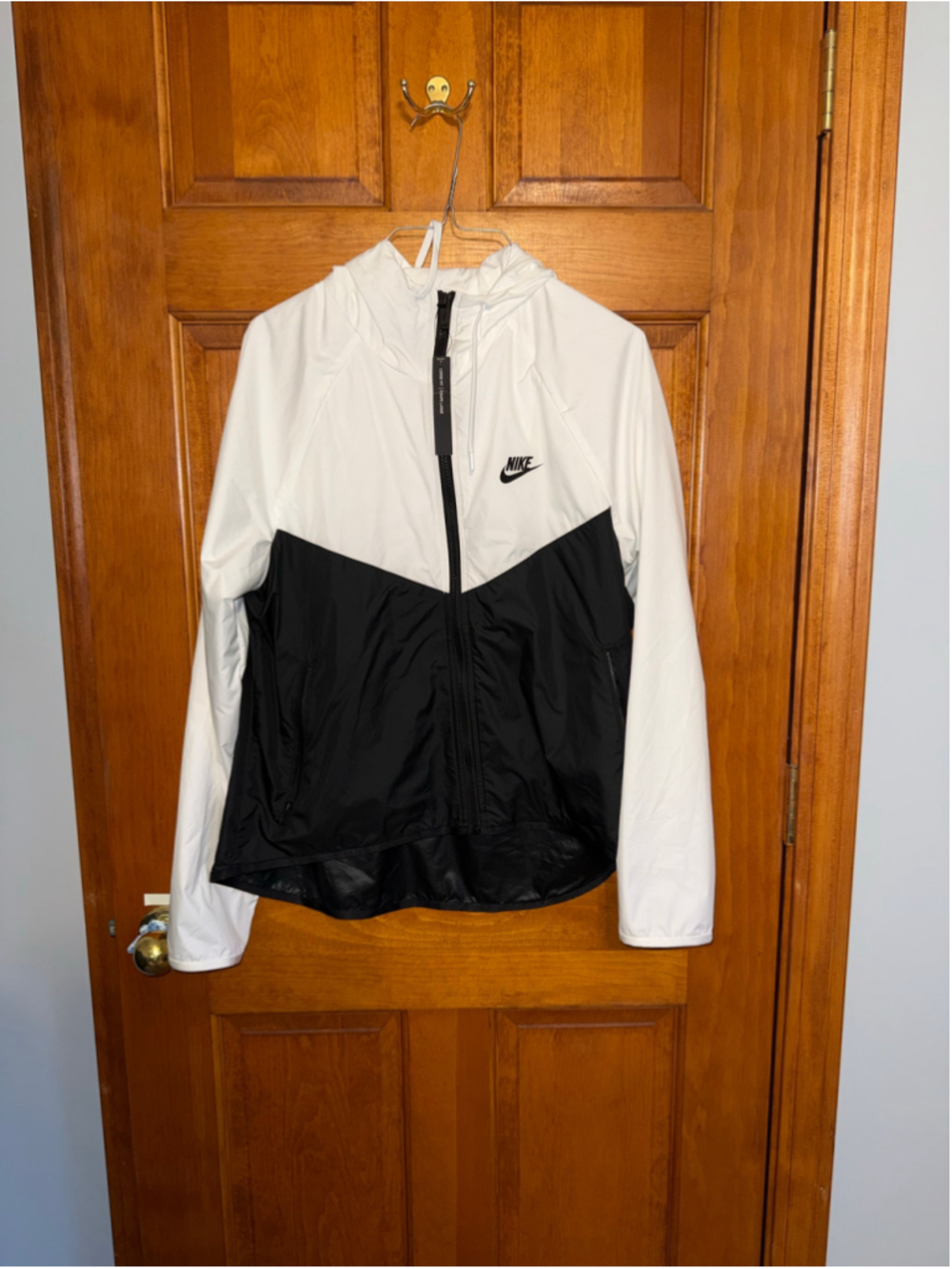 Women's Nike Windrunner Hooded Jacket Size S White Black